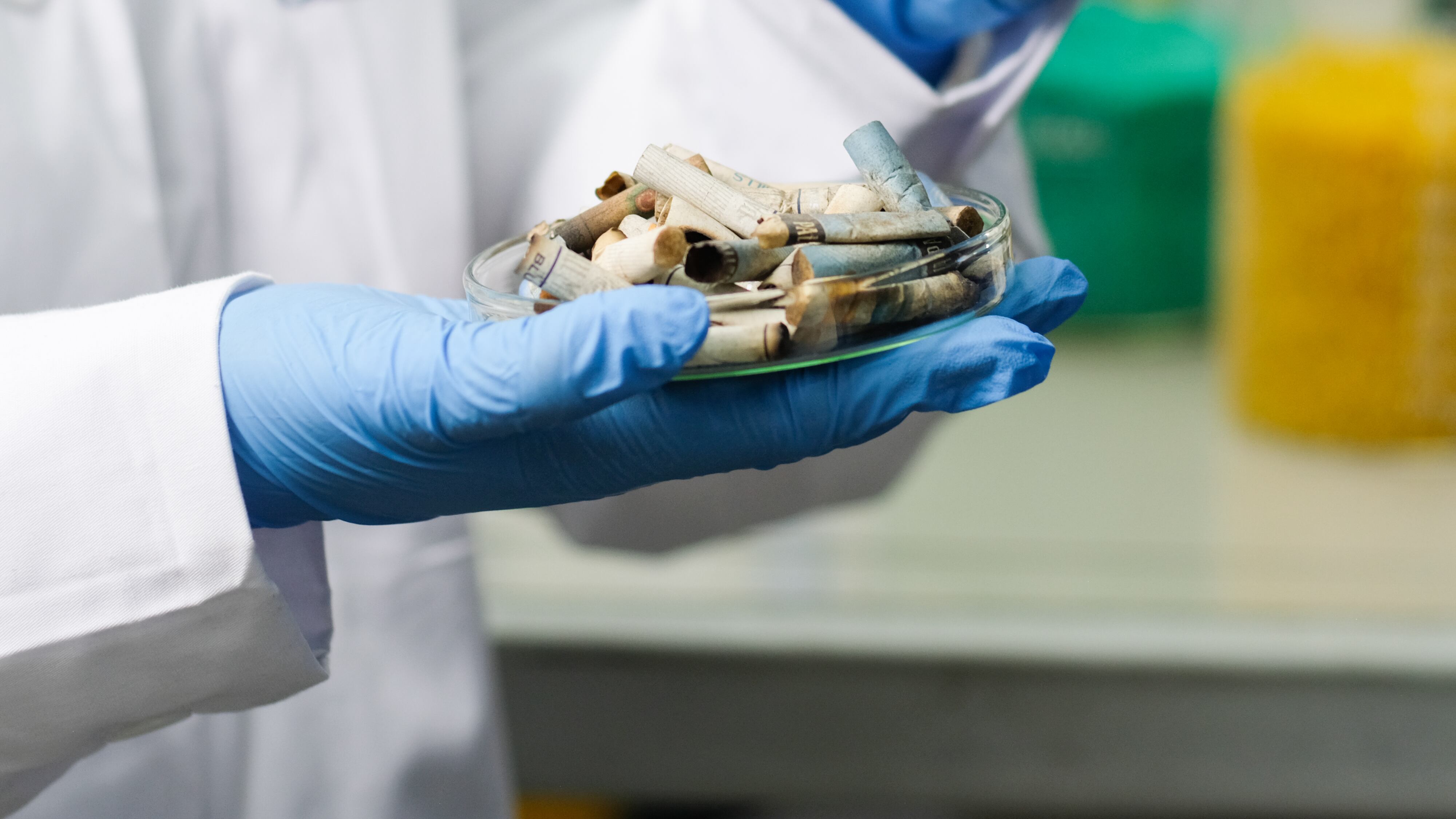 Celion, el material hecho a partir de colillas de cigarro