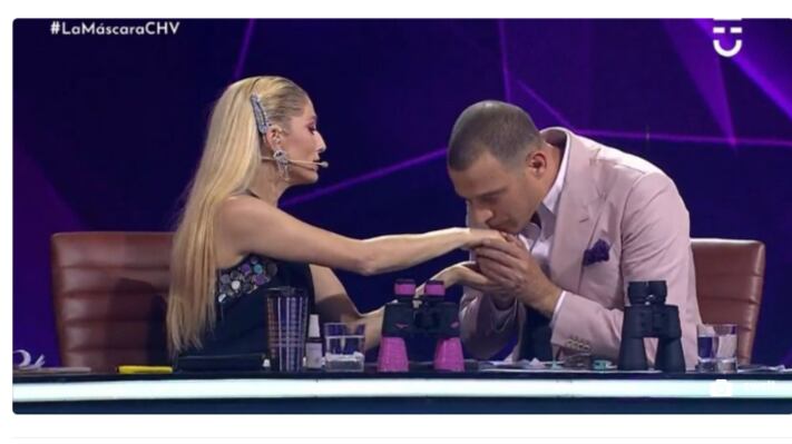 Julián Elfenbein le escribe tierno mensaje a Mane Swett en su arribo a CHV,