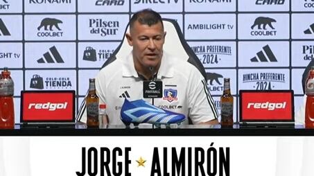 El técnico argentino fue presentado esta tarde en el estadio Monumental.