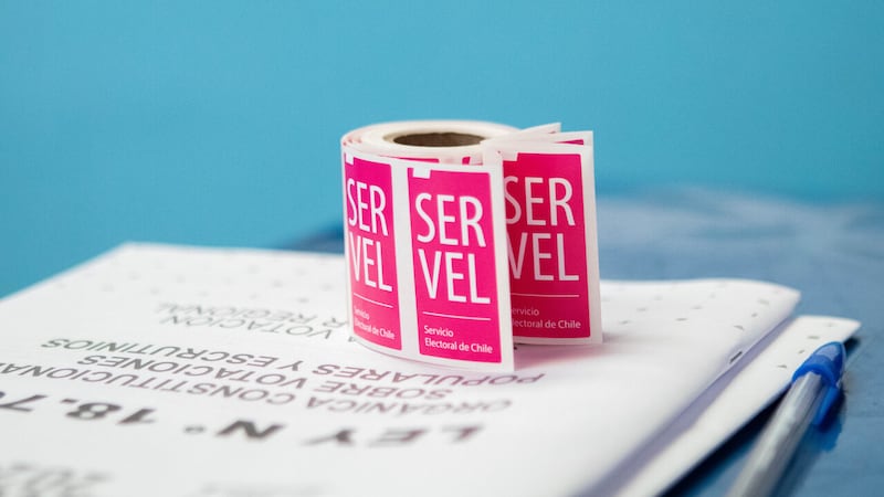 Servel sorteó el orden de los candidatos presidenciales en la papeleta de las elecciones 2025: Parisi encabeza el listado