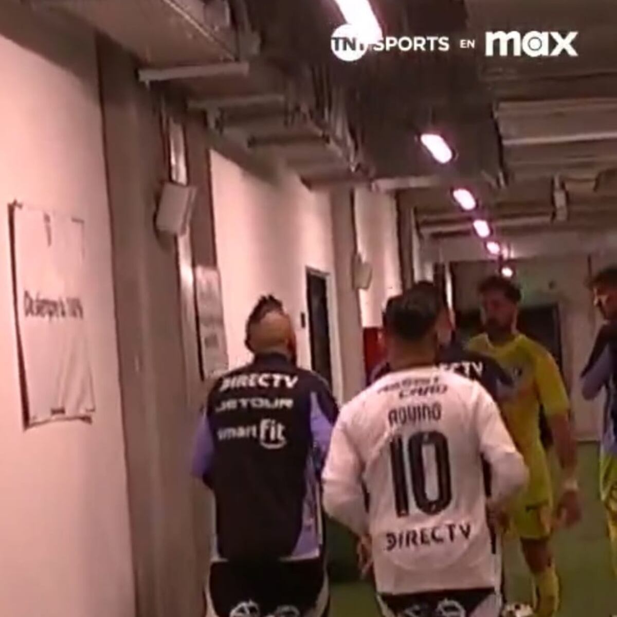 Tensa discusión entre Arturo Vidal y Fernando de Paul en cancha Tensa discusión entre Arturo Vidal y Fernando de Paul en cancha