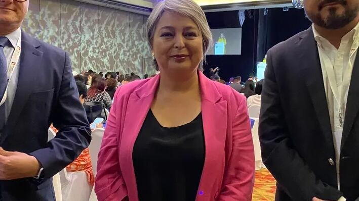 La jefa de la cartera del Trabajo es una de posibles cartas presidenciales de cara a las elecciones de fines de año en Chile.