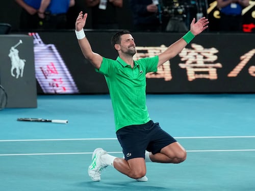 Alcaraz y Djokovic se enfrentarán en la final del Abierto de Australia tras ganar dos partido épicos