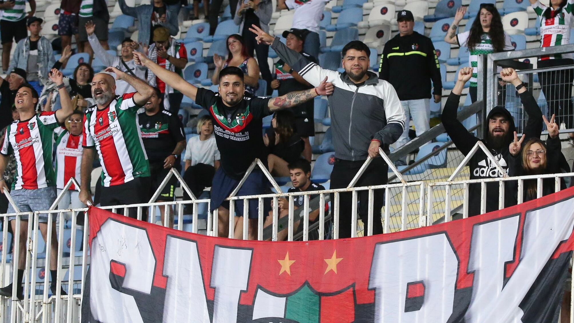 El club árabe confirmó que finalmente jugará ante Millonarios de Bogotá en el estadio de Coquimbo luego que Conmebol les rechazara una docena de estadios propuestos.
