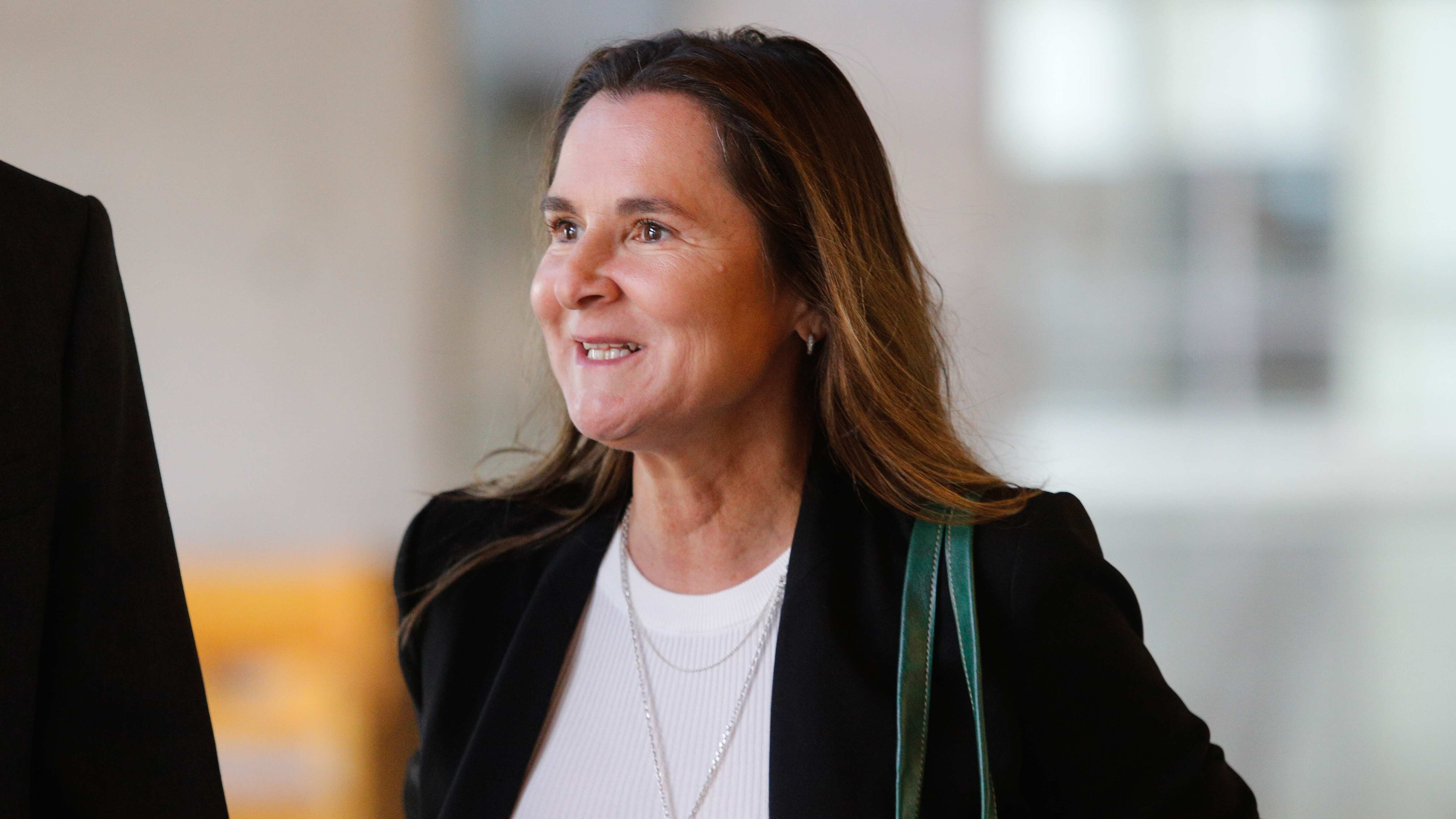 Audiencia por Calumnias entre Cathy Barriga y Paulina de Allende | 18 de ABRIL de 2023/ SANTIAGO
Paulina de Allende Salazar llega al Centro de Justicia para declarar en calidad de testigos por el caso de Calumnias presentada por Cathy Barriga contra Paulina de Allende Salazar
FOTO: DIEGO MARTIN / AGENCIAUNO