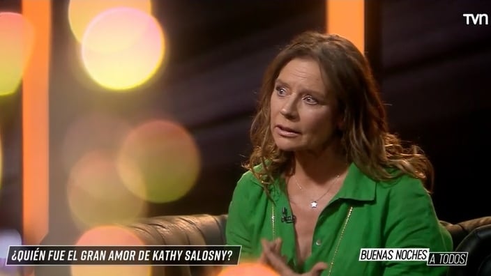 La figura televisiva confesó este lunes, en "Buenas noches a todos", que tuvo un gran amor en su vida. "Ha sido uno de los amores más lindos que yo he tenido", dijo Salosny.
