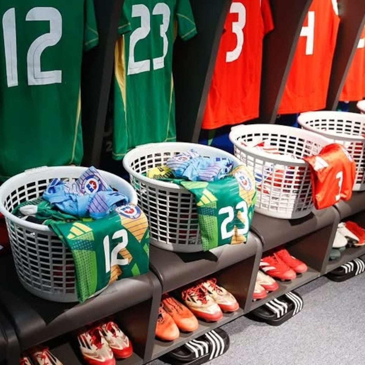 Gareca revela lista para duelos ante Paraguay y Ecuador Gareca revela lista para duelos ante Paraguay y Ecuador