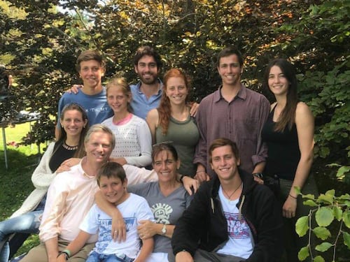 Quiénes son y a qué se dedican los nueve hijos de José Antonio Kast y María Pía Adriasola