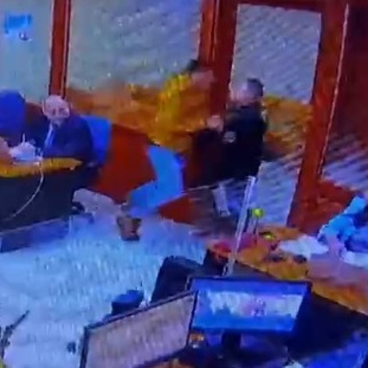 Imputado por violencia intrafamiliar se escapa durante audiencia en Concepción Imputado por violencia intrafamiliar se escapa durante audiencia en Concepción
