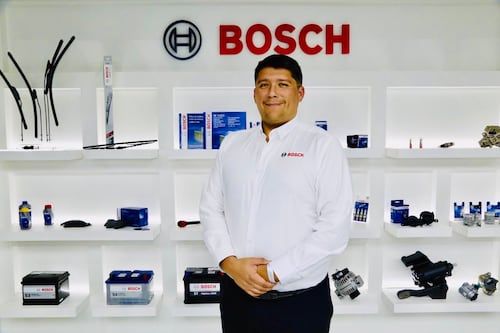 Ola de calor en Santiago: qué revisar en tu auto para evitar fallas y conducir seguro este verano