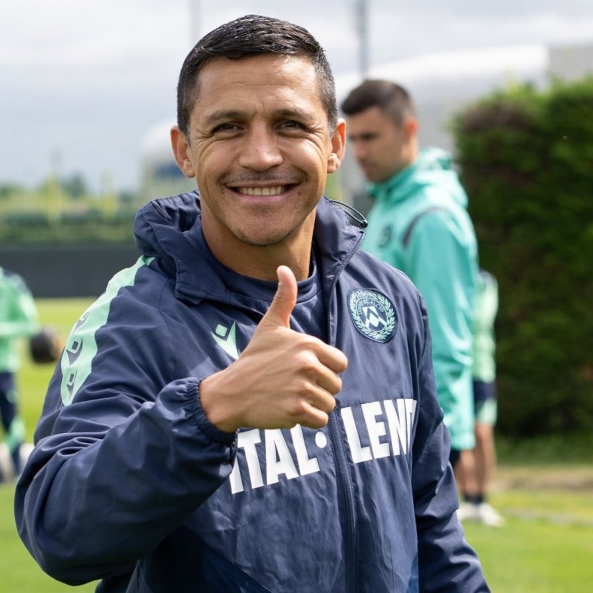 Udinese respalda al DT tras conflicto con Alexis Sánchez Udinese respalda al DT tras conflicto con Alexis Sánchez