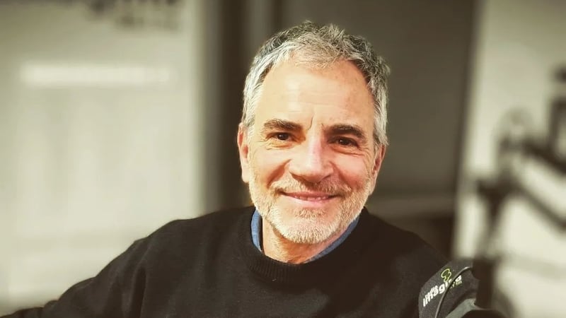 Álvaro Rudolphy habla de su adiós a las teleseries y la nueva etapa en su vida: “No me voy a quedar pegado, porque ya fue”