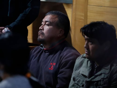 Juzgado de Garantía de Temuco validó mensajes de Whatsapp como prueba contra imputados por “Operación Huracán”