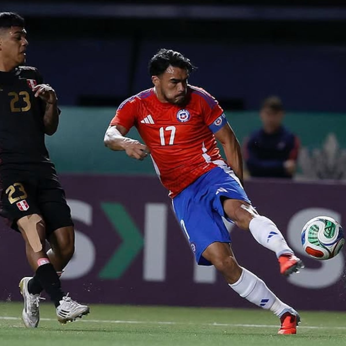 Chile y Perú rompen aislamiento futbolístico de Rusia Chile y Perú rompen aislamiento futbolístico de Rusia
