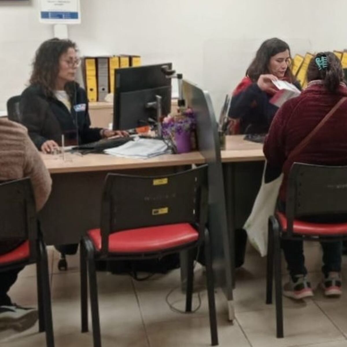 ¿Cómo saber cuándo y dónde cobrar tu pensión y bonos estatales con tu RUT? ¿Cómo saber cuándo y dónde cobrar tu pensión y bonos estatales con tu RUT?