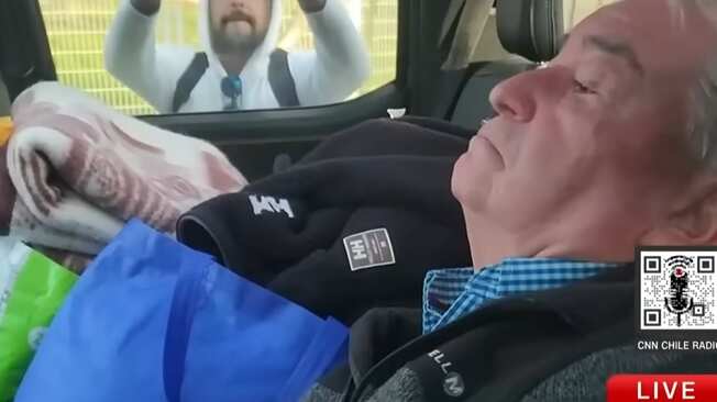 Según informaron en el portal informativo de Ciper, Macaya Zanelli sumó una nueva acusación por abuso sexual de menores ante el Ministerio Público. En esta ocasión, del establecimiento educacional de la menor por la cual el padre del expresidente de la UDI cumple una condena de seis años de presidio.