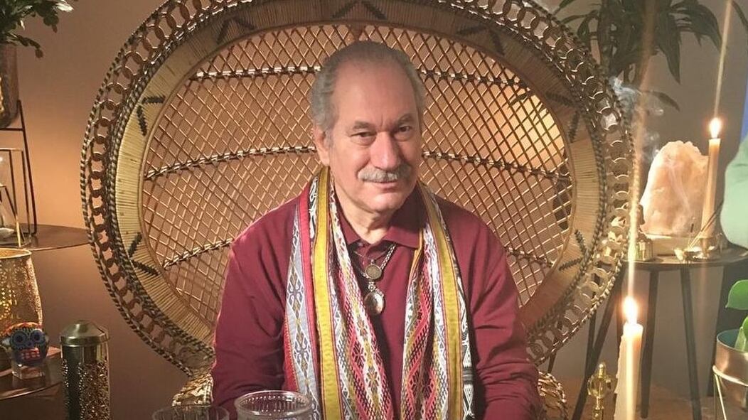 El astrólogo invitó a sus seguidores de redes sociales a tomar su curso anual de astrología, en el que promete entregar todos sus conocimientos en la materia.