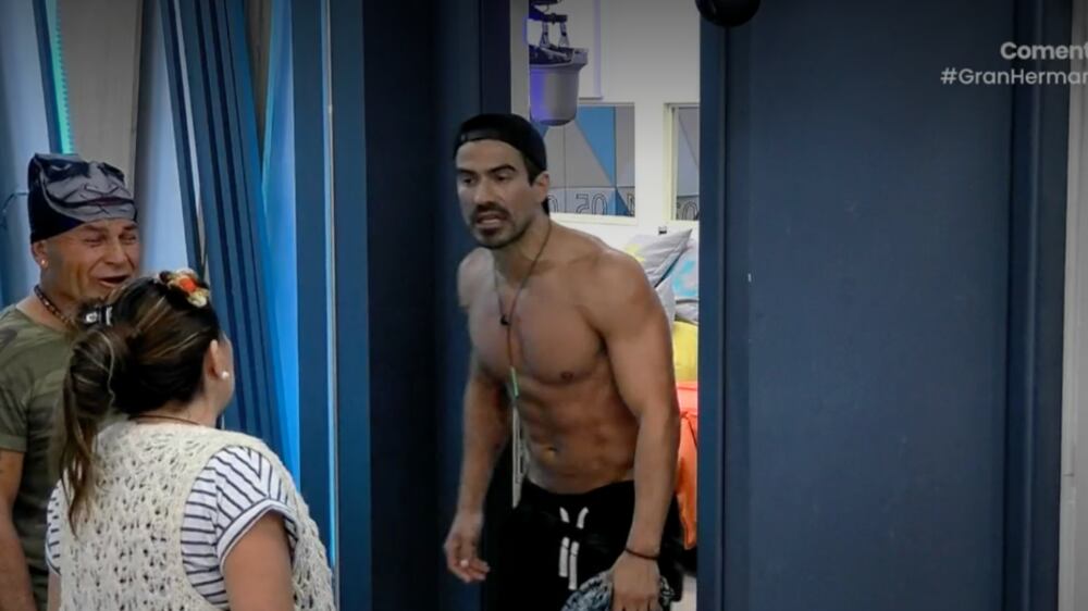 Pincoya y Seba | Captura: CHV