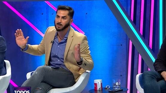Los panelistas del programa "Todos somos técnicos" le reclamaron al exarquero de la U su falta de objetividad para analizar las jugadas polémicas del Superclásico.