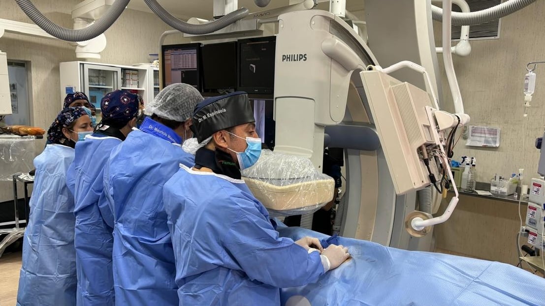 La histórica operación se realizó en el Hospital Dipreca, este miércoles 2 de abril