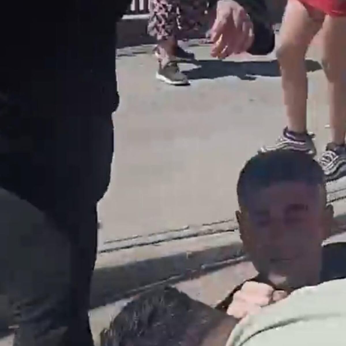 Detienen a cuatro tras agresión a Carabineros en San Antonio Detienen a cuatro tras agresión a Carabineros en San Antonio