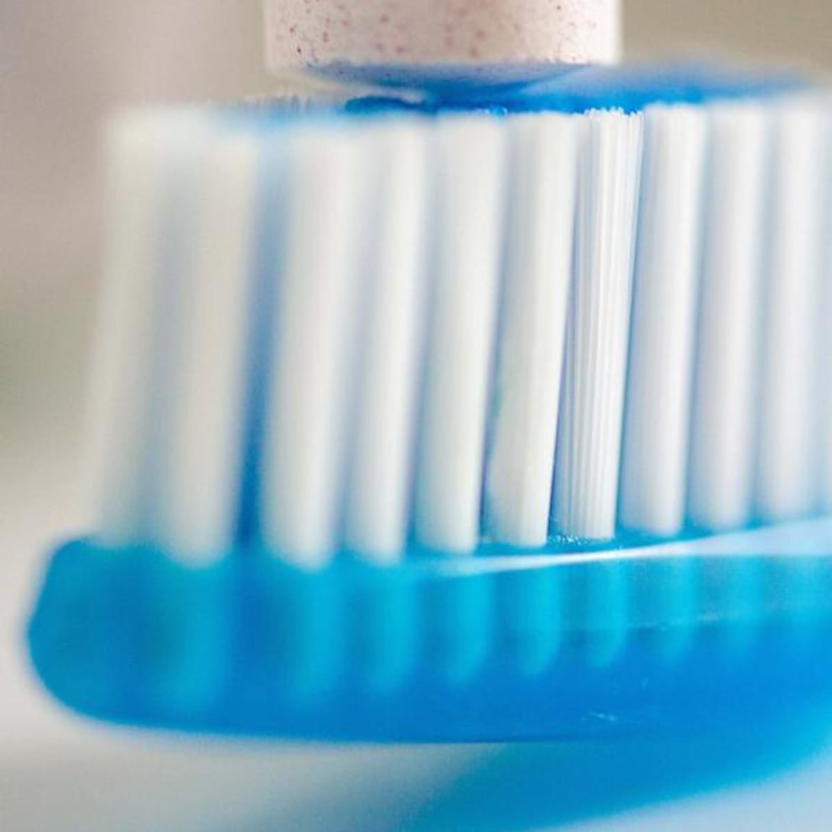 Colgate retira pasta dental por contenido de fluoruro de estaño Colgate retira pasta dental por contenido de fluoruro de estaño