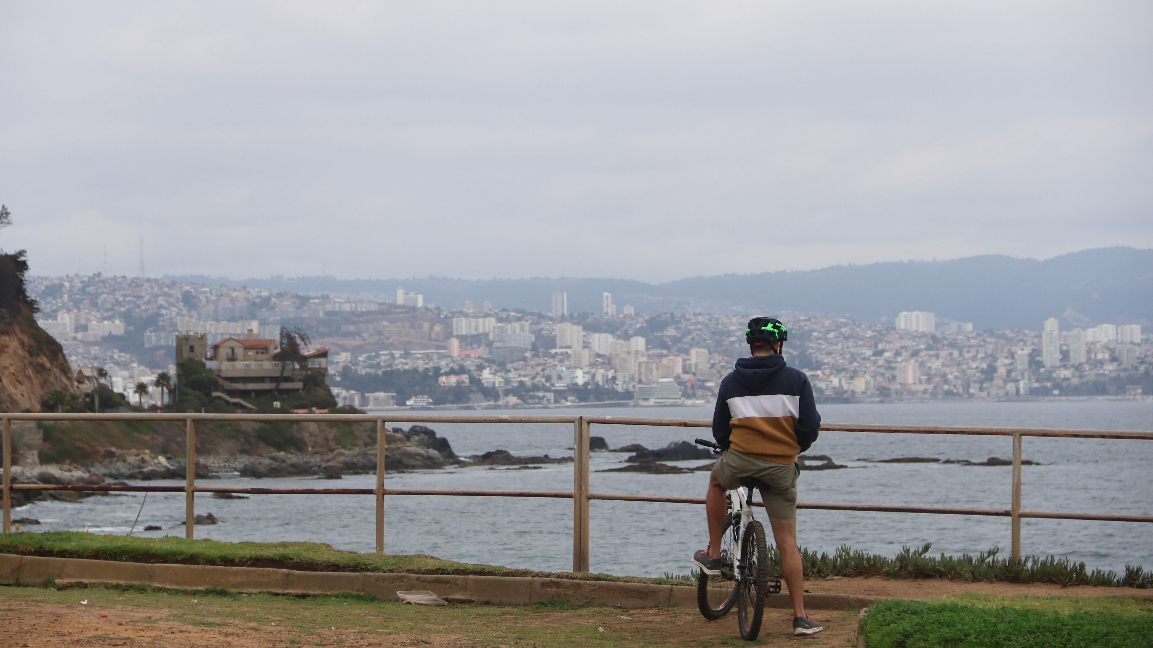 VIÑA DEL MAR: Día nublado en la costa de la región de Valparaíso (Imagen referencial) | 15 DE MARZO DE 2025 / VIÑA DEL MAR
Dias nublados en la costa de la región de Valparaiso han marcado el fin de semana.
FOTO: SEBASTIÁN RÍOS MORALES /AGENCIAUNO