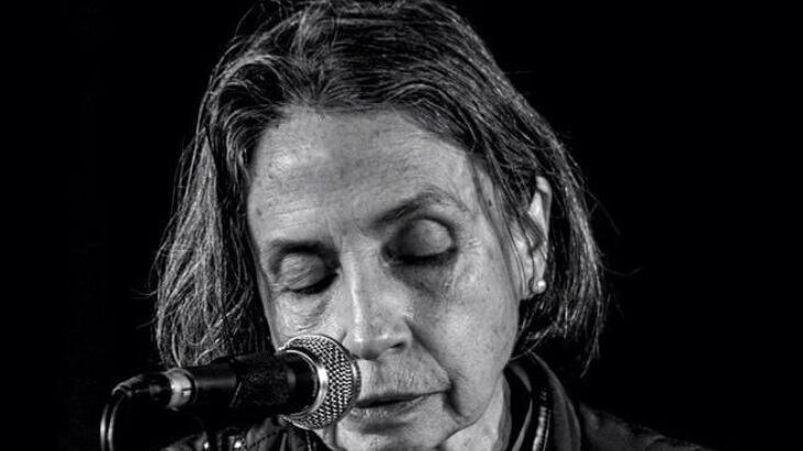 La poetisa fue designada este año como "Premio Nacional de Literatura".