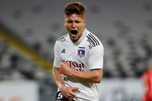 El futuro de Leo Gil en Colo Colo en duda: club árabe pide millonaria suma