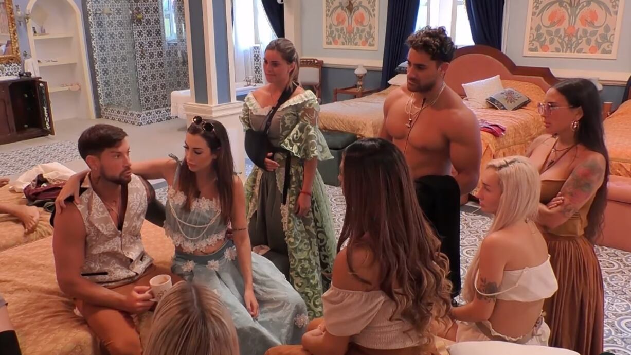 Pelea de Mateucci con Fabio