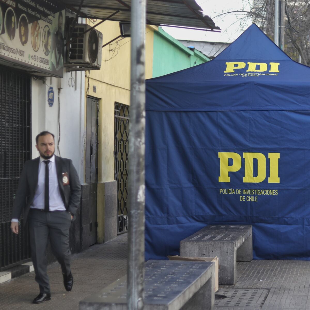 Adolescente de 17 años fallece tras riña en Plaza de Armas de Melipilla Adolescente de 17 años fallece tras riña en Plaza de Armas de Melipilla
