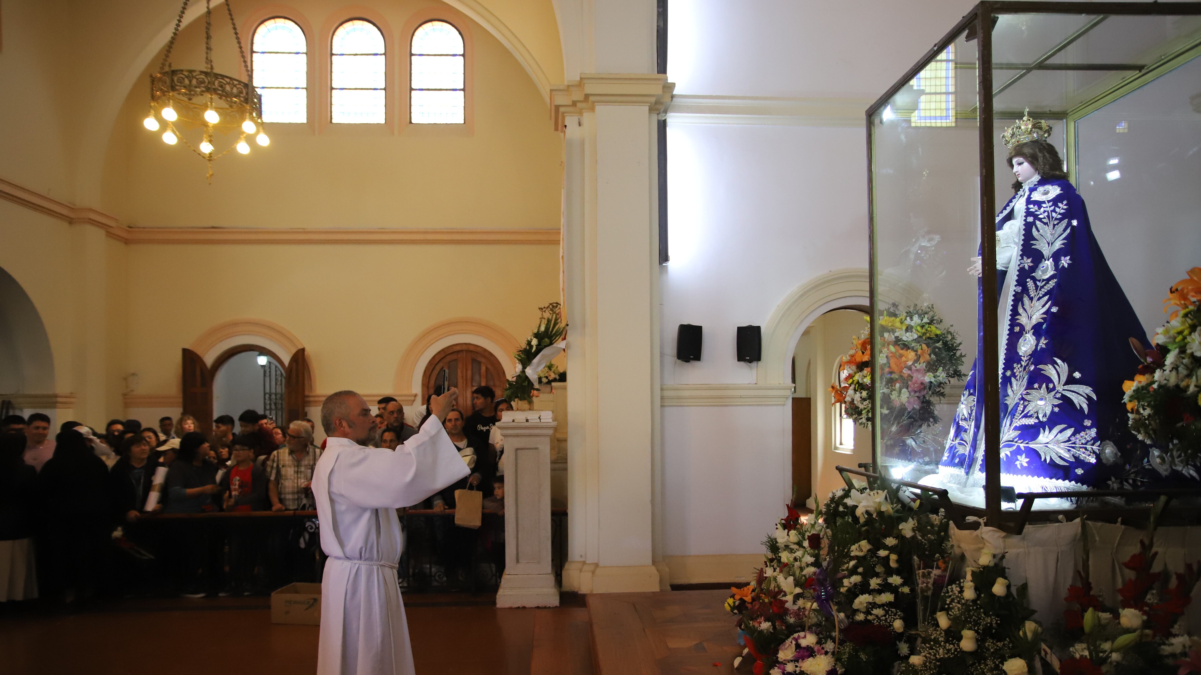 CASABLANCA: Peregrinación a la Virgen de Lo Vasquez | 08 DE DICIEMBRE DE 2023/CASABLANCA
Miles de personas peregrinan al santuario para celebrar a la Virgen de Lo Vazquez
FOTO: MANUEL LEMA OLGUIN/AGENCIAUNO