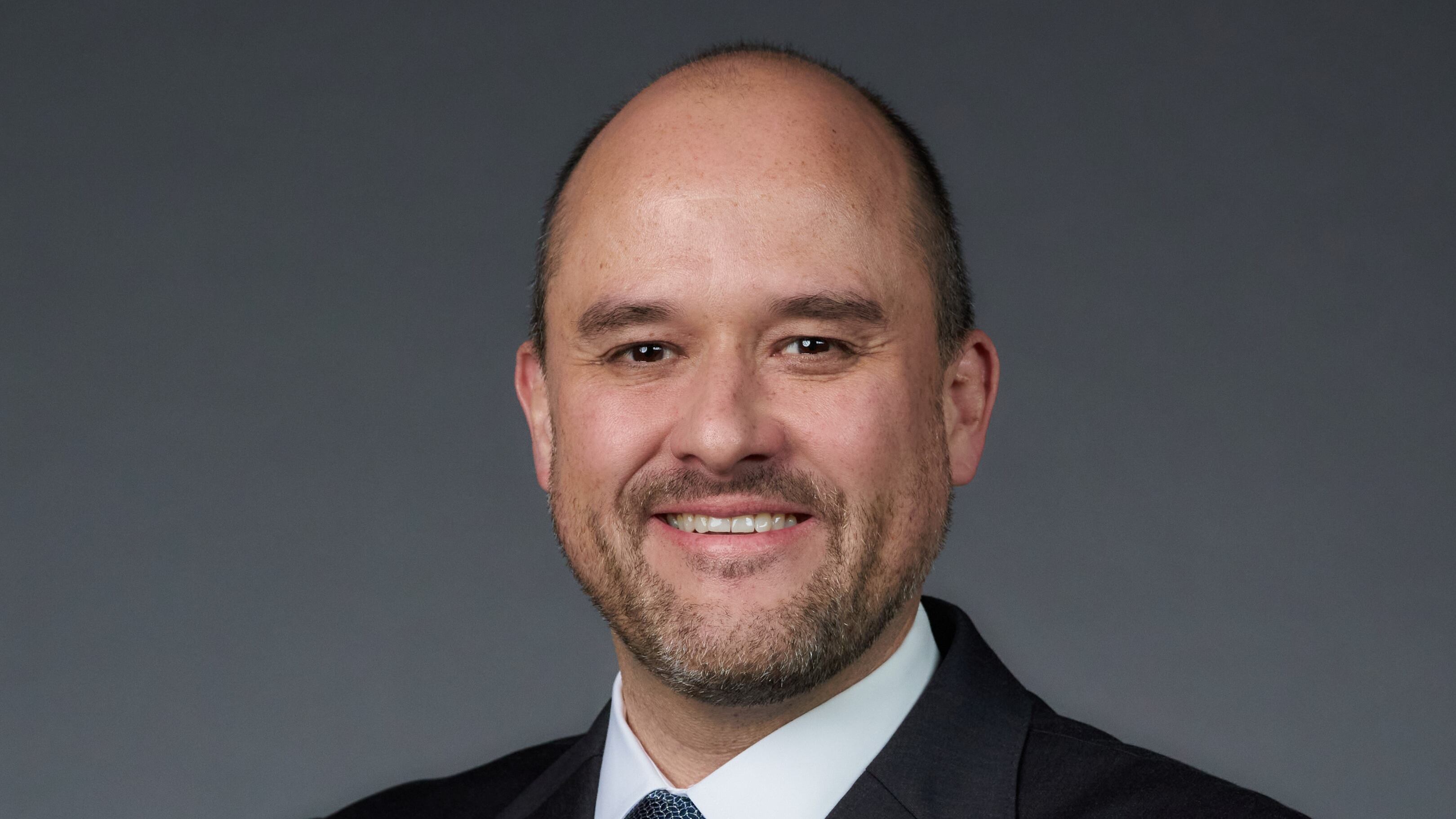 ván Espinosa asume como CEO global de Nissan