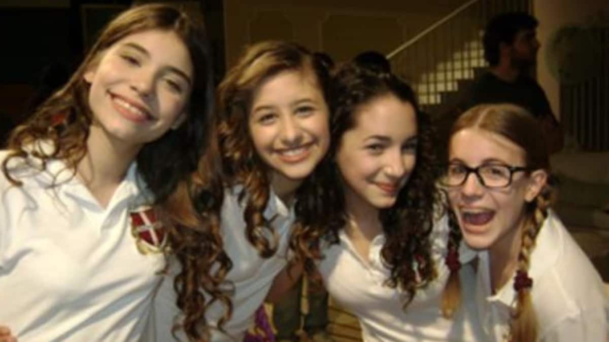 "Las populares" eran las amigas de la protagonista en 'Patito feo'