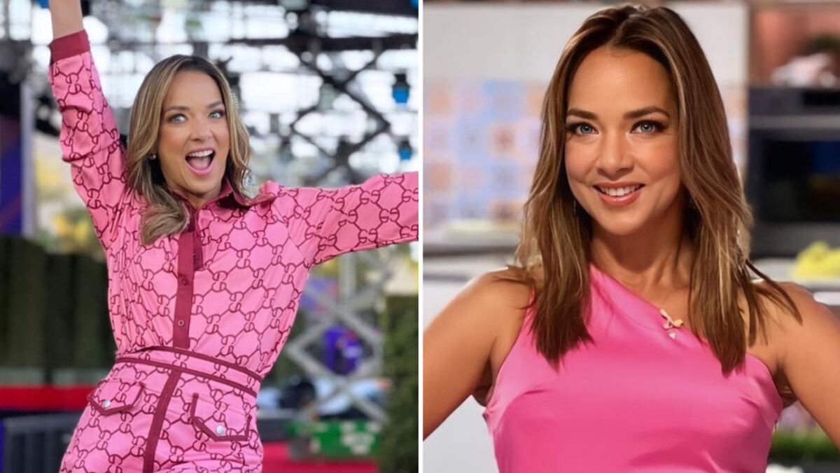 Adamari López sonriente