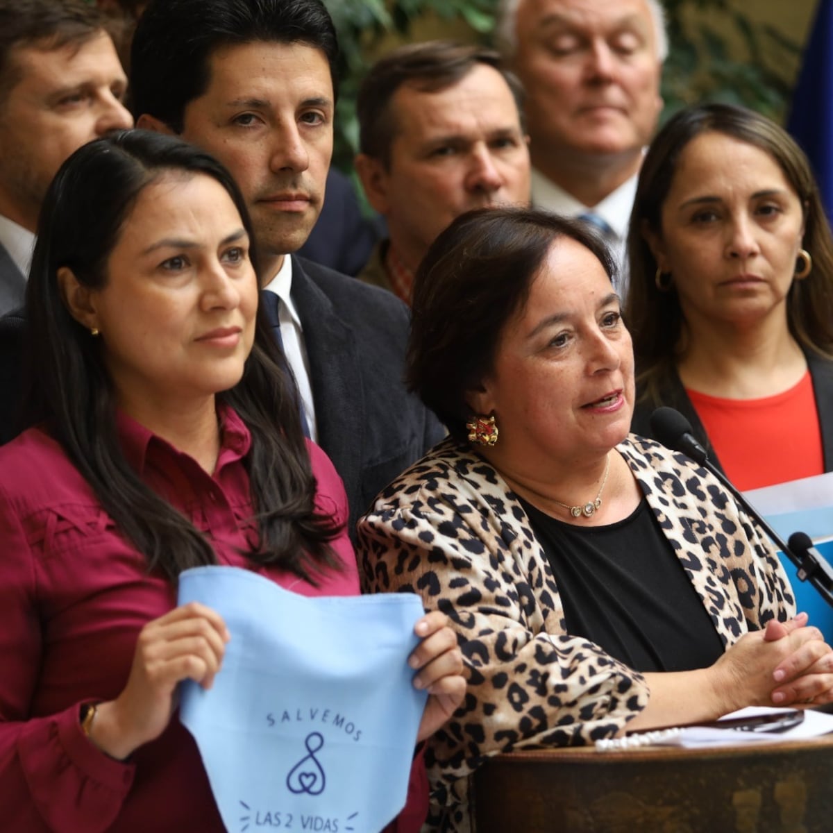 Parlamentarios de oposición se unen para proteger el derecho a la vida Parlamentarios de oposición se unen para proteger el derecho a la vida