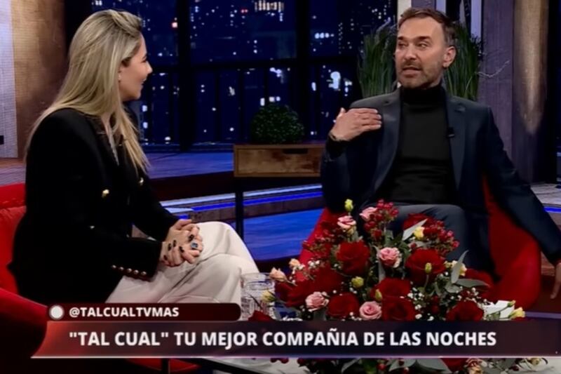 El panelista de "Tal cual" tuvo que explicarle anoche a la periodista los motivos de su mala relación televisiva con ella.