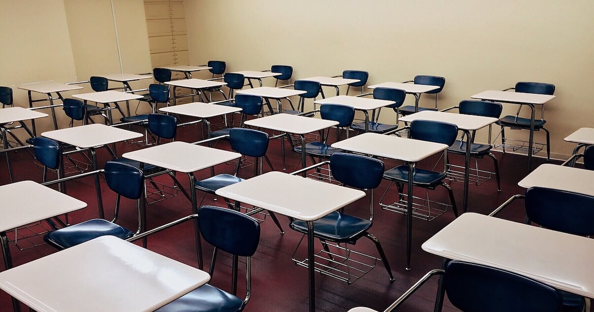 PDI investiga a tesorera de cuarto medio: habría robado casi $5 millones