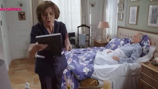 El adelanto del episodio de esta tarde de la teleserie "Juego de ilusiones" reveló el motivo de Trinidad para odiar a su fallecido exmarido y su hija.