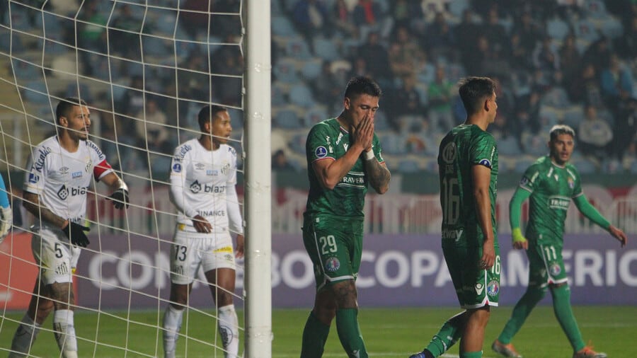 Audax Italiano venció 2-1 a Santos en Rancagua