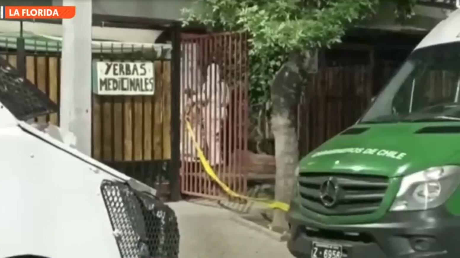 Un hombre asesinó a su suegra y luego se quitó la vida en la comuna de La Florida, Región Metropolitana, la noche de este domingo. 
Según informó el capitán Óscar Morales, oficial de ronda de la Prefectura Cordillera, el sujeto utilizó un arma blanca y "efectuó lesiones cortopunzantes a la madre y hermano de su actual pareja, las que ocasionaron la muerte de la mujer de 54 años".