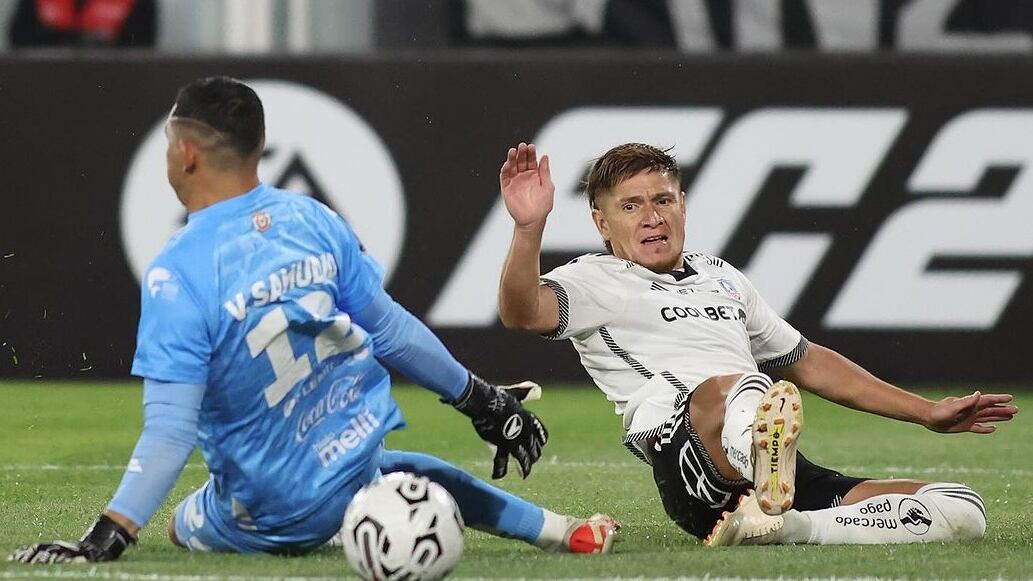 El entrenador de Colo Colo quedó molesto por los cuestionamientos que le hizo la prensa deportiva por reemplazar a la figura alba del partido ante Trinidense.