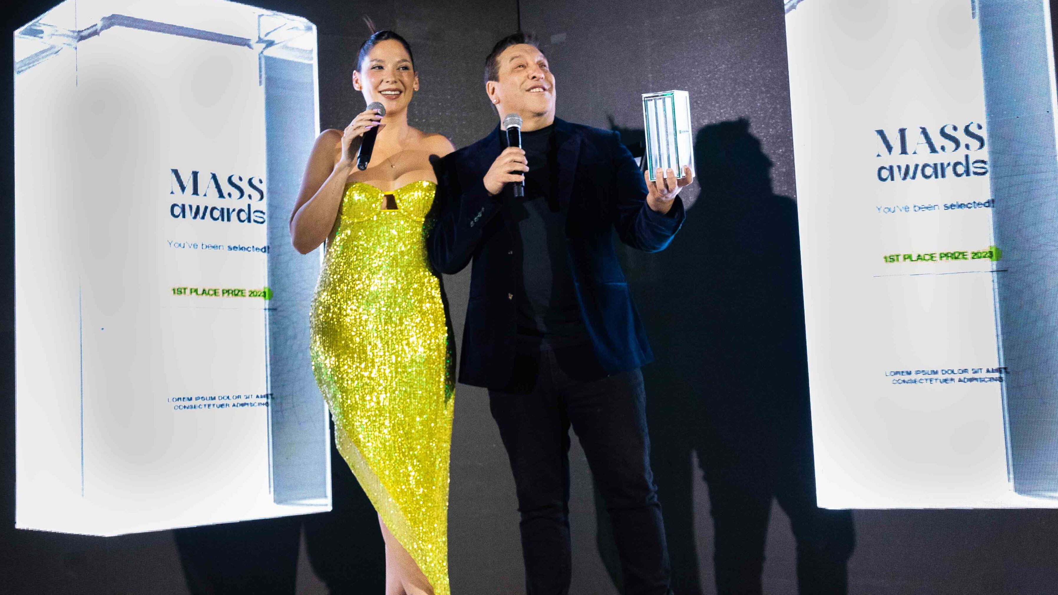 La influencer y el rostro de CHV se reconciliaron anoche, en la ceremonia de entrega de los "Premios MASS Awards".