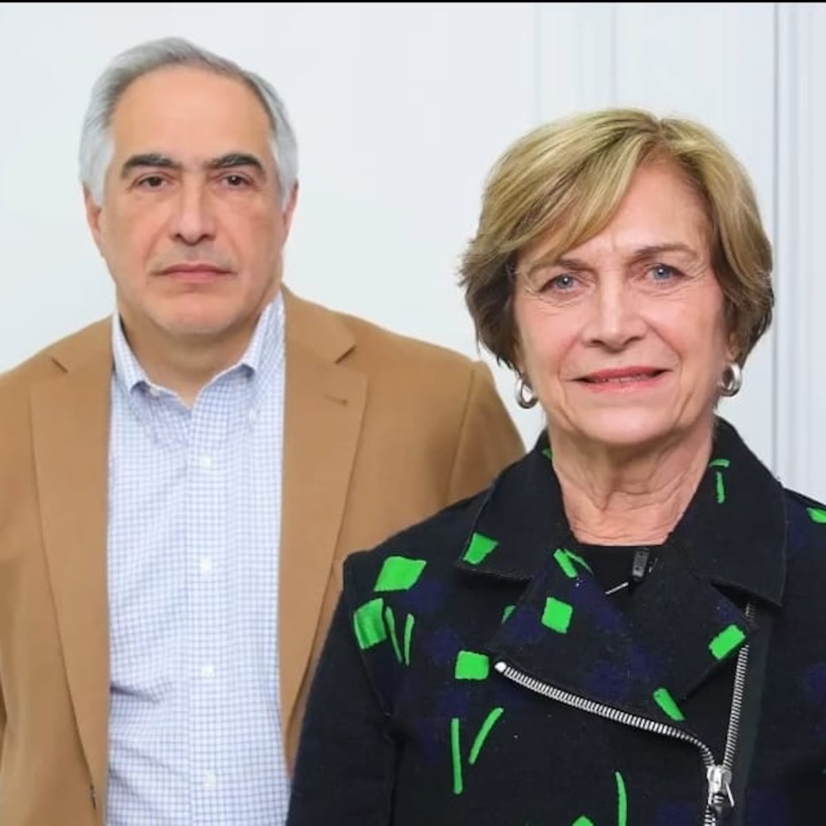 Matthei suspende querella contra republicanos Matthei suspende querella contra republicanos