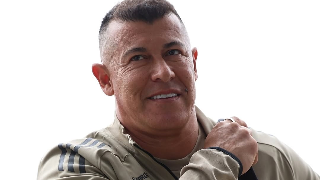 Alfredo Stöhwing aseguró que no vale la pena finiquitar a estas alturas el contrato del técnico albo, ya que "cambiar tampoco asegura resultados distintos".