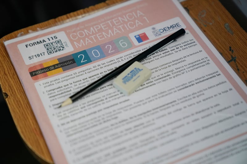 Personas privadas de libertad destacan en la PAES 2025: interno alcanzó 874 puntos