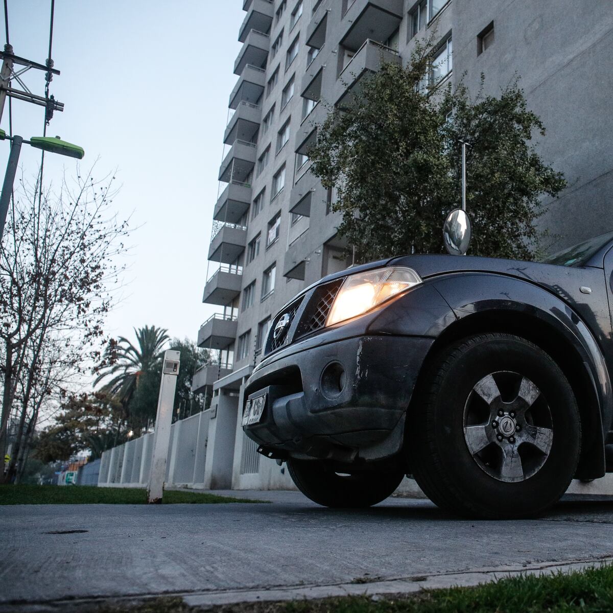 Consejos de seguridad para enfrentar un portonazo con niños en el auto Consejos de seguridad para enfrentar un portonazo con niños en el auto
