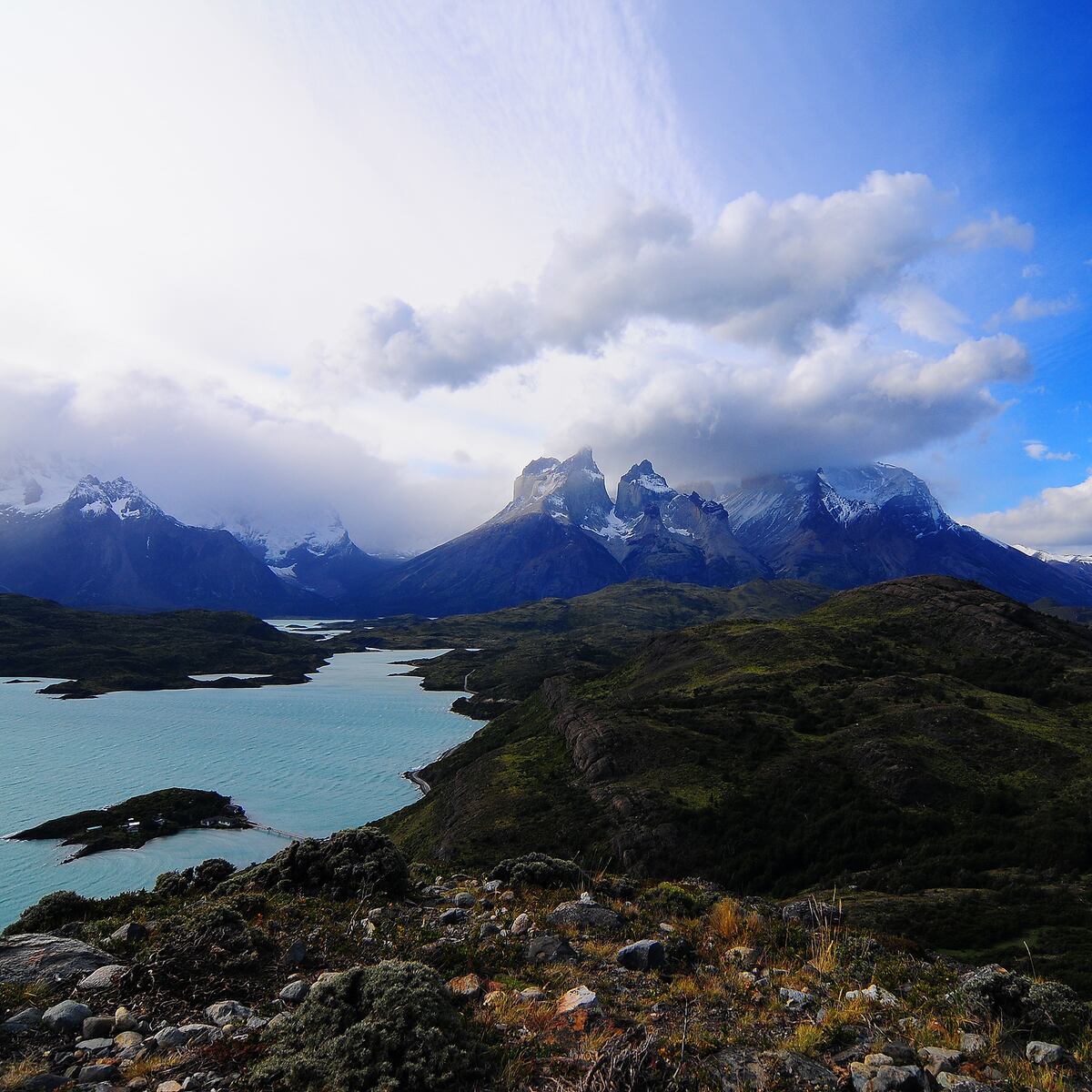 Mujer de 62 años fallece en trágico accidente de moto en la Patagonia argentina Mujer de 62 años fallece en trágico accidente de moto en la Patagonia argentina