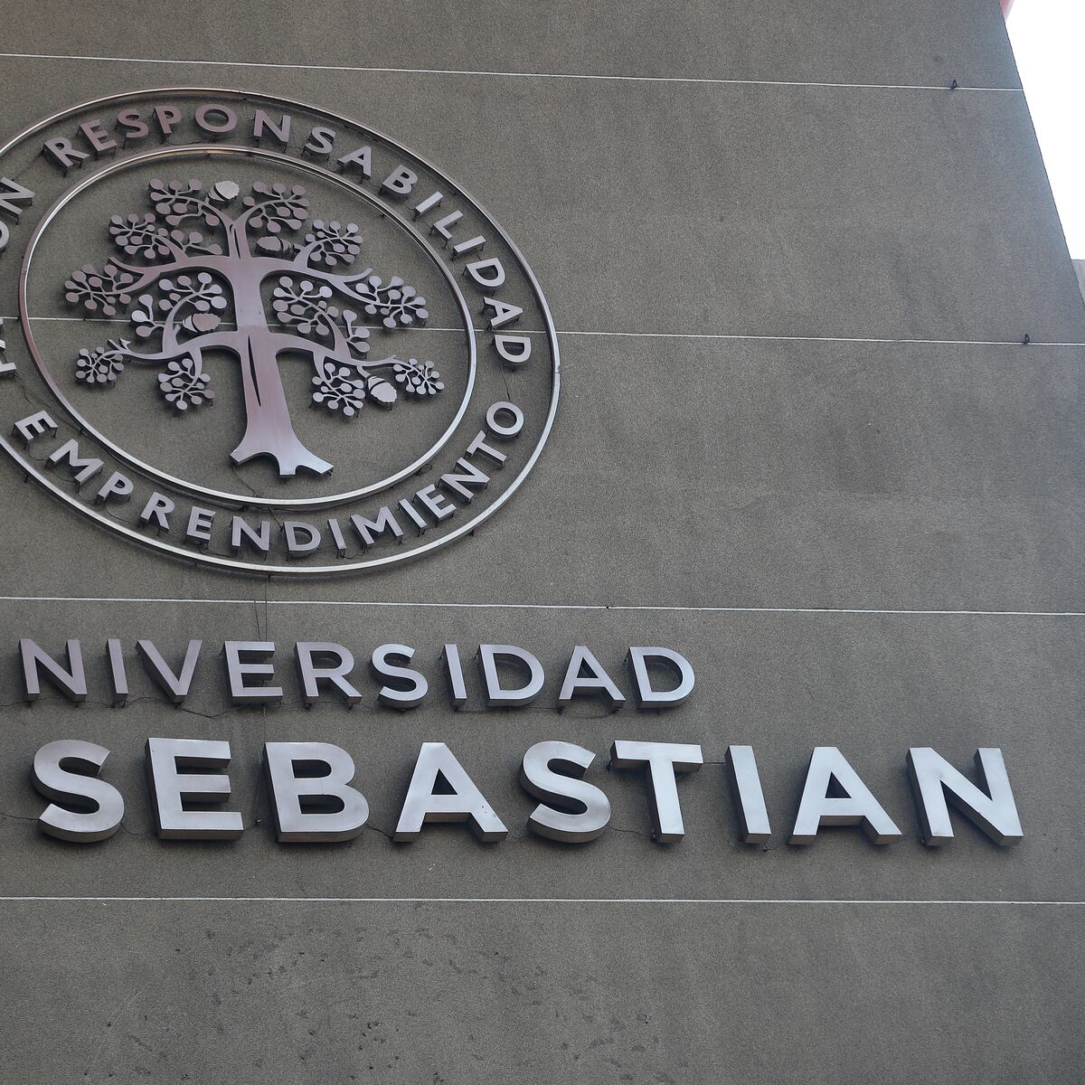 Investigan a Universidad San Sebastián por filtración de puntajes PAES Investigan a Universidad San Sebastián por filtración de puntajes PAES