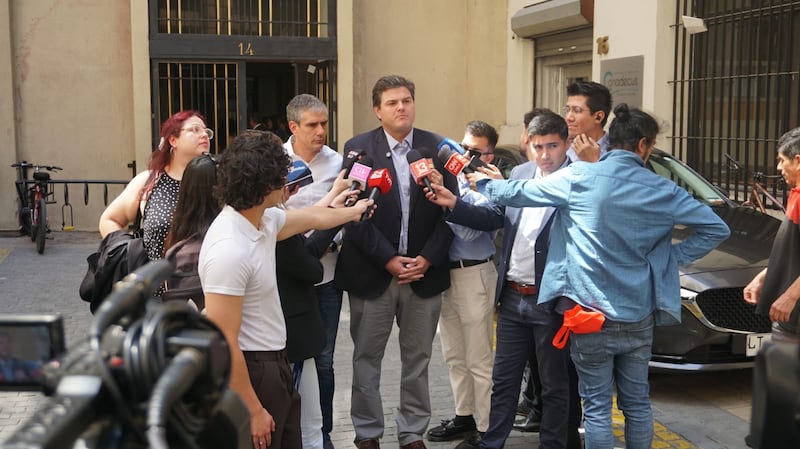 Alcaldes señalan que la falla del SIMCE afecta directamente a los municipios que buscan evitar el traspaso a los SLEP